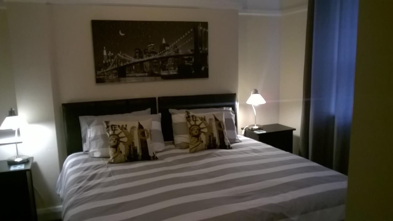 Upton Arms Hotel Pontefract Kültér fotó