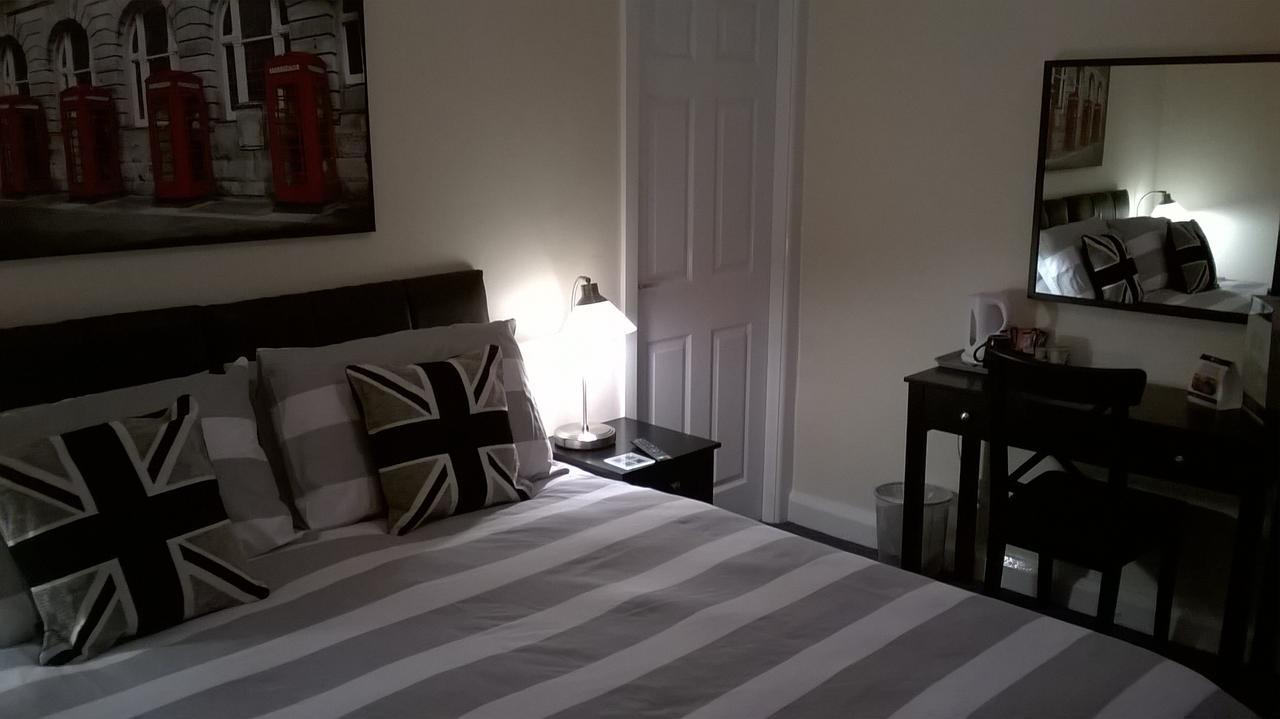 Upton Arms Hotel Pontefract Kültér fotó