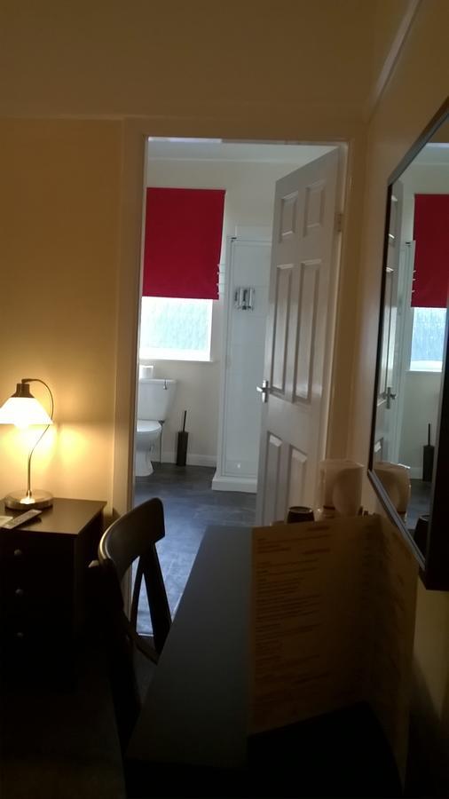 Upton Arms Hotel Pontefract Kültér fotó